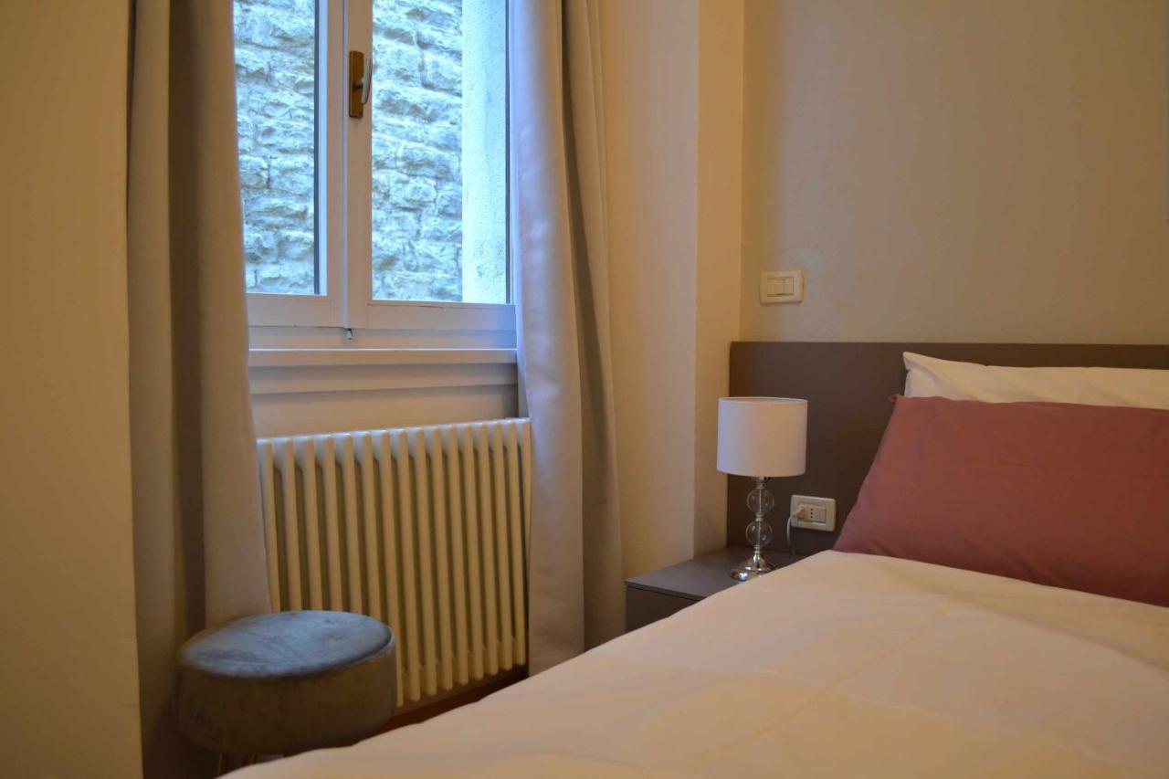 Lantica Torre Daire Riva del Garda Dış mekan fotoğraf