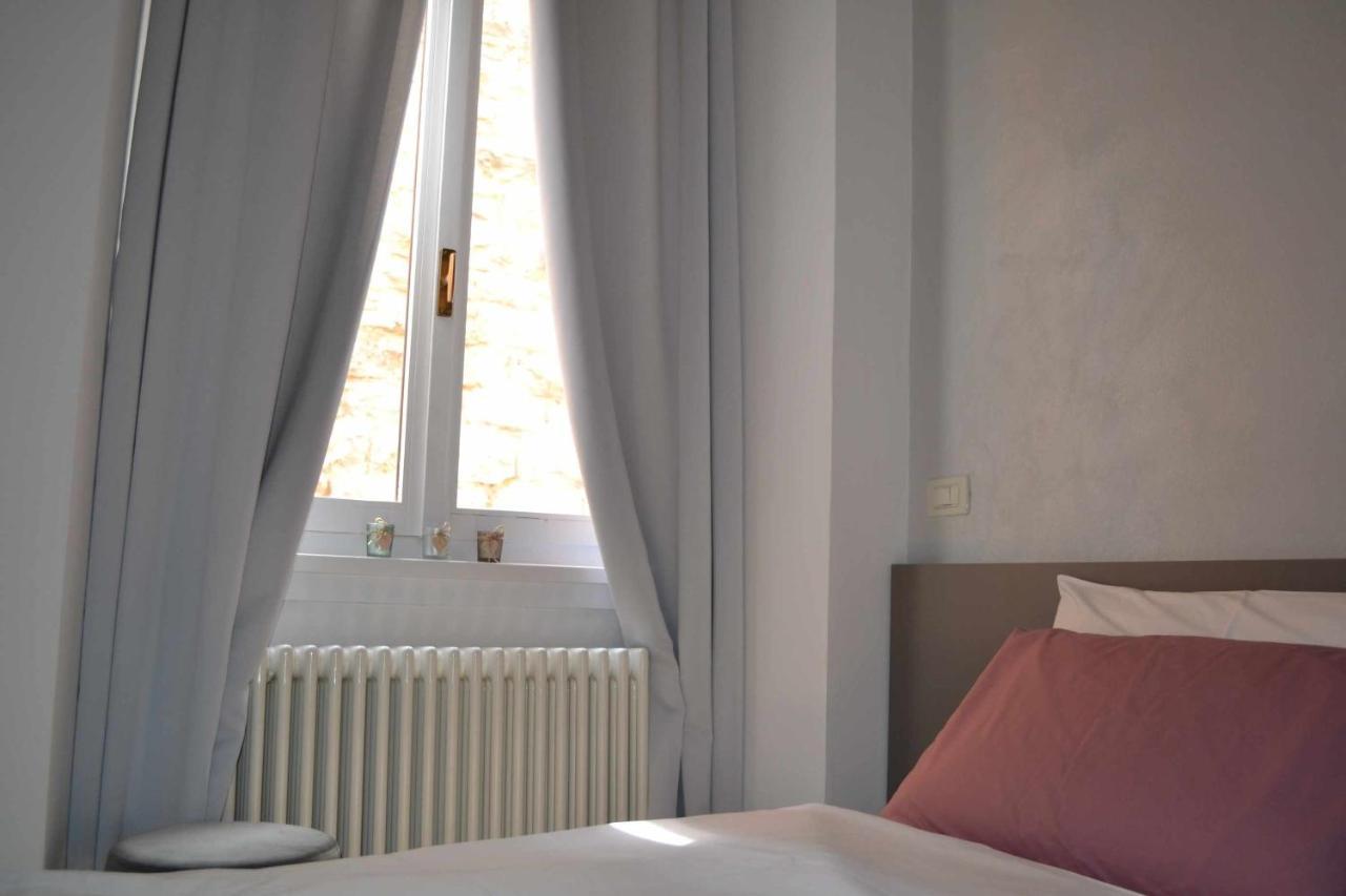 Lantica Torre Daire Riva del Garda Dış mekan fotoğraf